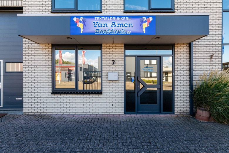 BedrijfsruimteaanDaltonweg 7<br/> inHellevoetsluis
