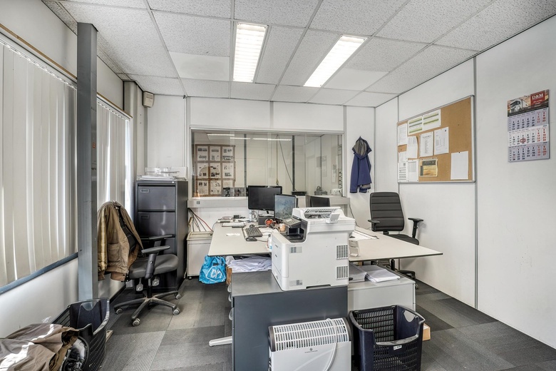 BedrijfsruimteaanEnergieweg 21<br/> inZoeterwoude