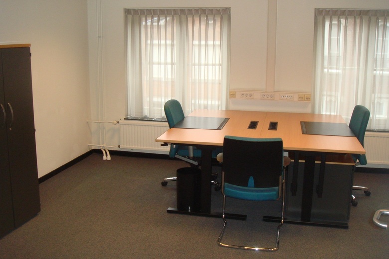 KantoorruimteaanSwalmerstraat 44 .<br/> inRoermond KantoorruimteaanSwalmerstraat 44 .<br/> inRoermond