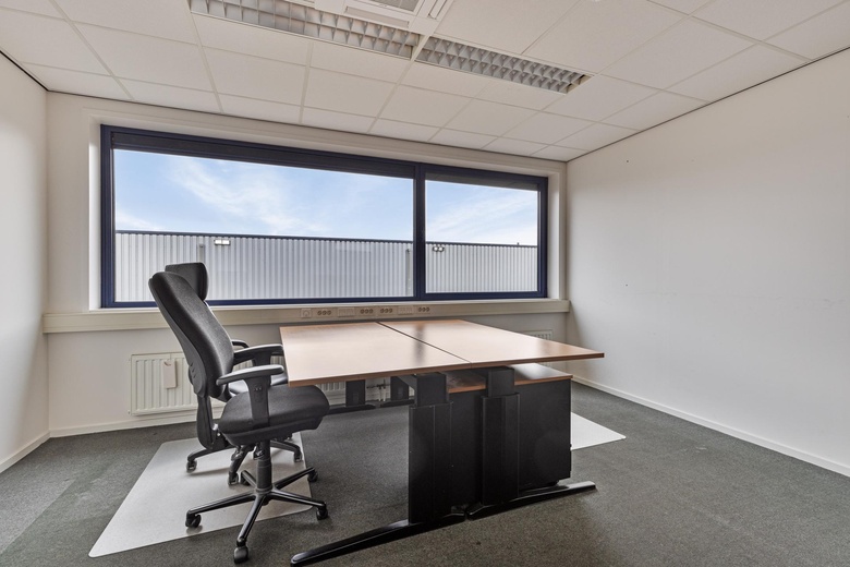 BedrijfsruimteaanSchotsbossenstraat 8<br/> inRoosendaal