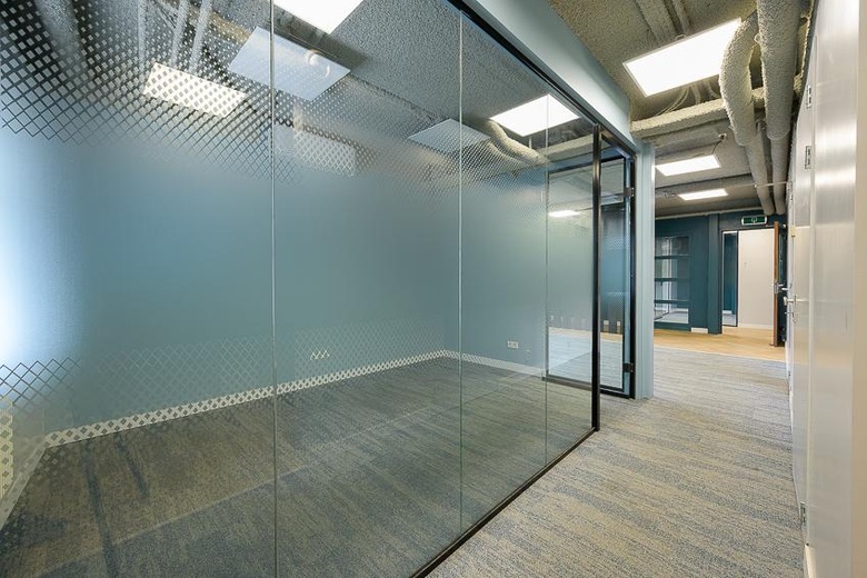 BedrijfsruimteaanDriemanssteeweg 52<br/> inRotterdam BedrijfsruimteaanDriemanssteeweg 52<br/> inRotterdam