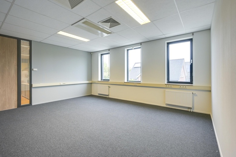KantoorruimteaanHet Spoor 94<br/> inHouten KantoorruimteaanHet Spoor 94<br/> inHouten