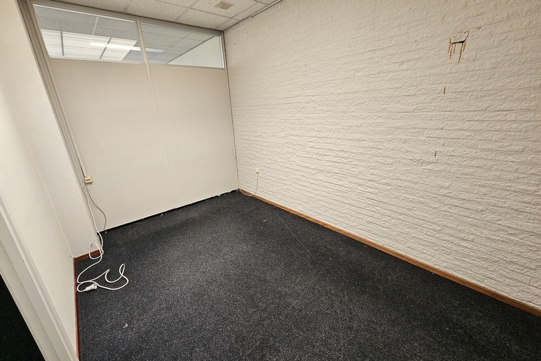 BedrijfsruimteaanNijverheidsstraat 16<br/> inEmmen