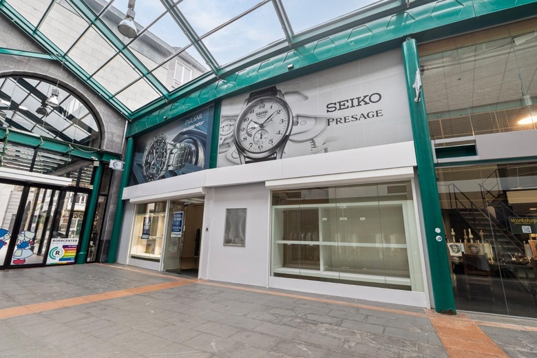 WinkelruimteaanRoersingelpassage 23<br/> inRoermond WinkelruimteaanRoersingelpassage 23<br/> inRoermond