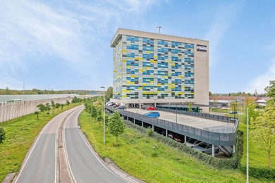 Bekijk foto 2 van Hulsterweg 82