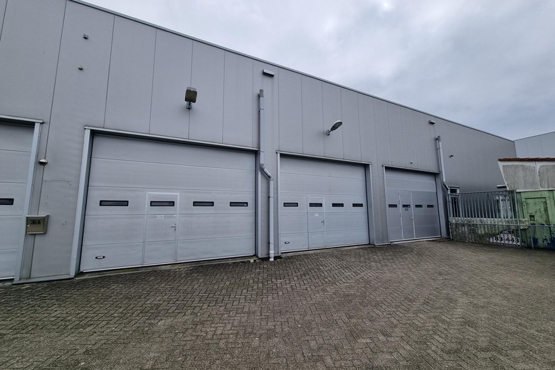BedrijfsruimteaanTransportstraat 38 a<br/> inGiessen BedrijfsruimteaanTransportstraat 38 a<br/> inGiessen