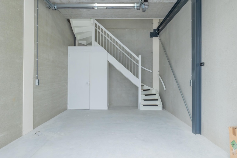 BedrijfsruimteaanFloris Versterlaan 62 D<br/> inLeiden