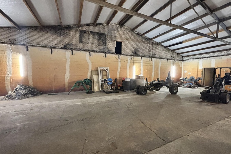 BedrijfsruimteaanBientjesweg 7<br/> inOspel