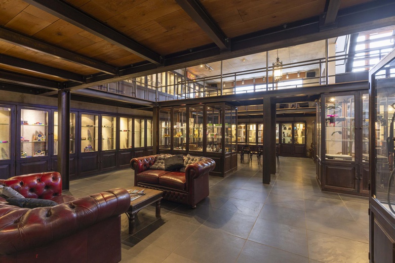 BedrijfsruimteaanValkenjachtstraat 17 - 19<br/> inTilburg