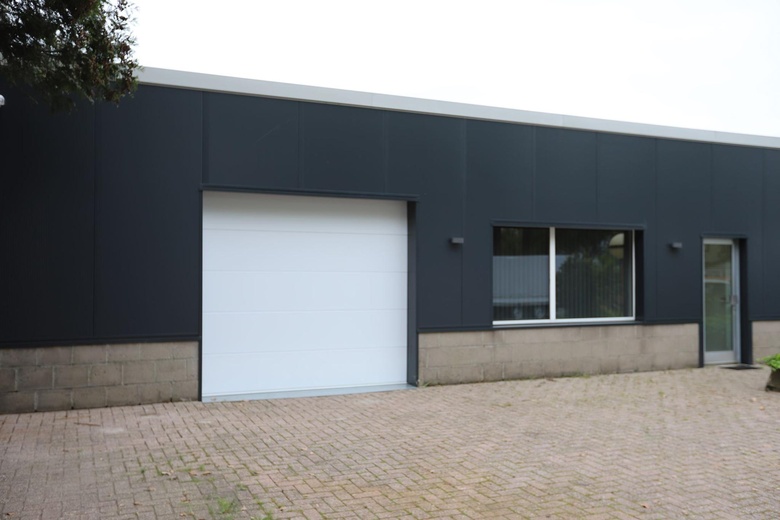 BedrijfsruimteaanHunnenpad 4<br/> inOss BedrijfsruimteaanHunnenpad 4<br/> inOss
