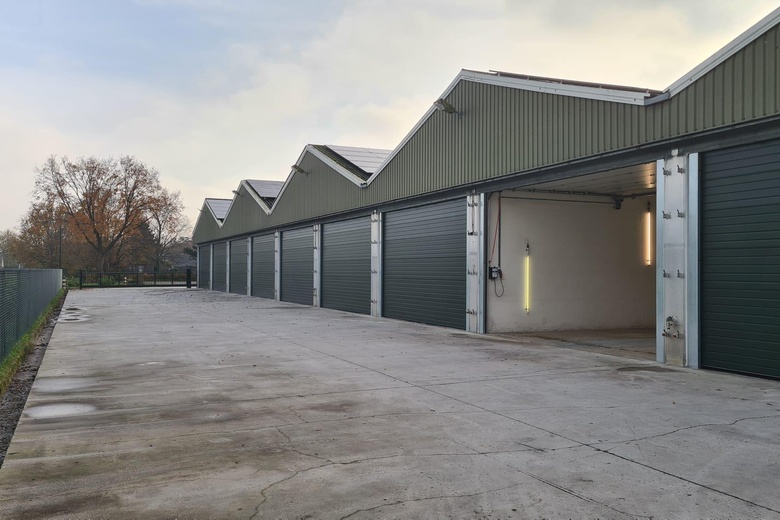 BedrijfsruimteaanVossenberg 11<br/> inMariahout BedrijfsruimteaanVossenberg 11<br/> inMariahout