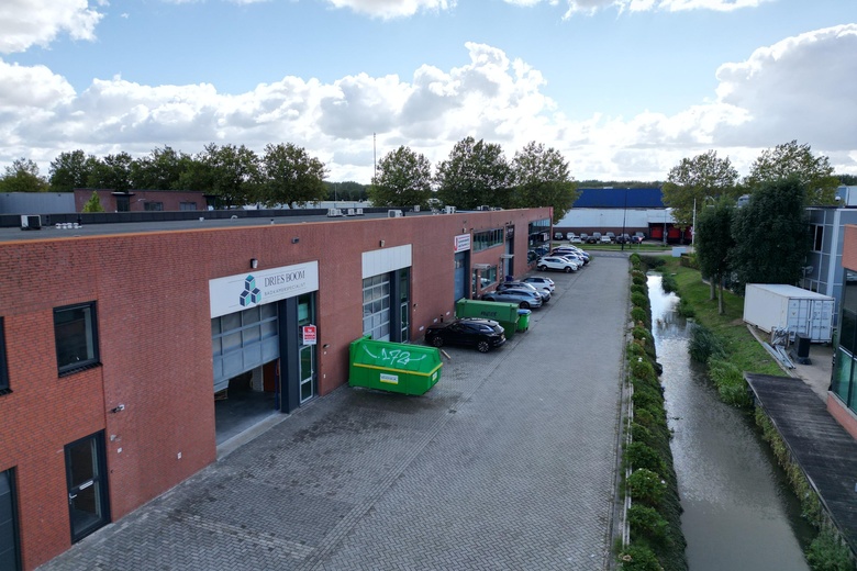 BedrijfsruimteaanNewtonweg 12<br/> inAlblasserdam BedrijfsruimteaanNewtonweg 12<br/> inAlblasserdam