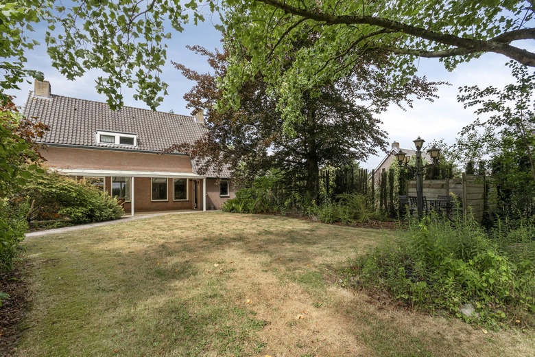 BedrijfsruimteaanEindhovenseweg 27 b<br/> inSon en Breugel