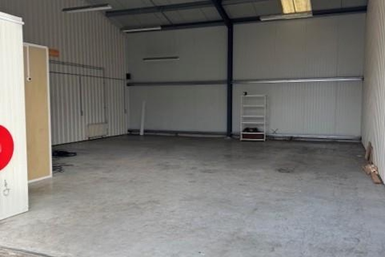 BedrijfsruimteaanHandelsweg 25<br/> inKapelle