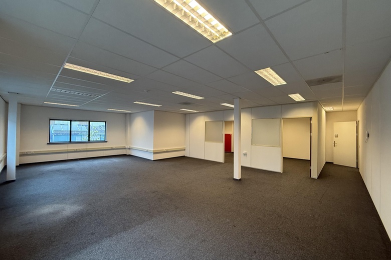 KantoorruimteaanVlierberg 4<br/> inEemnes