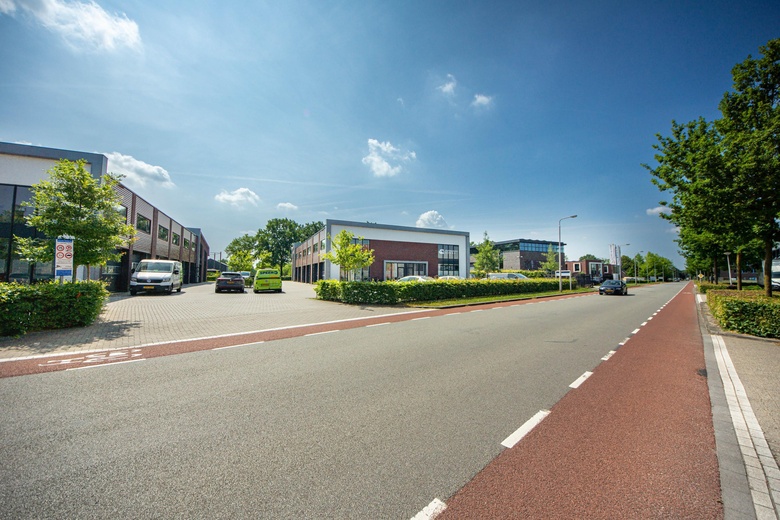 BedrijfsruimteaanWiekenweg 32 P<br/> inAmersfoort BedrijfsruimteaanWiekenweg 32 P<br/> inAmersfoort