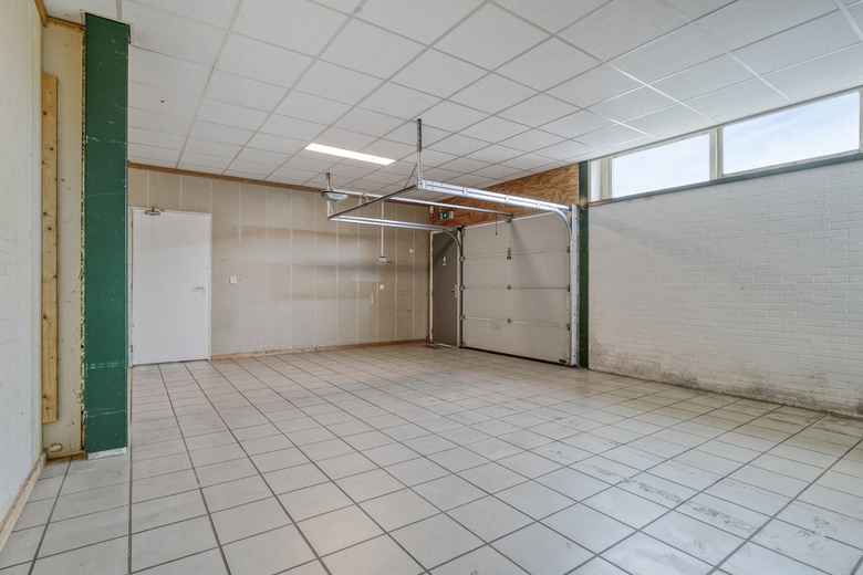 WinkelruimteaanKruisweg 989<br/> inHoofddorp