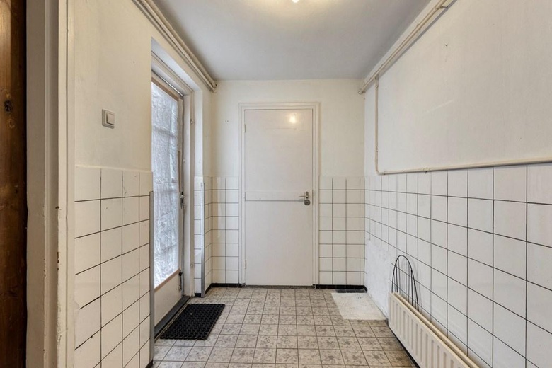 WinkelruimteaanKaaistraat 44<br/> inSteenbergen WinkelruimteaanKaaistraat 44<br/> inSteenbergen