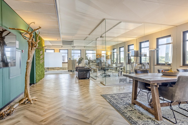 KantoorruimteaanZutphenstraat 10<br/> inOldenzaal KantoorruimteaanZutphenstraat 10<br/> inOldenzaal