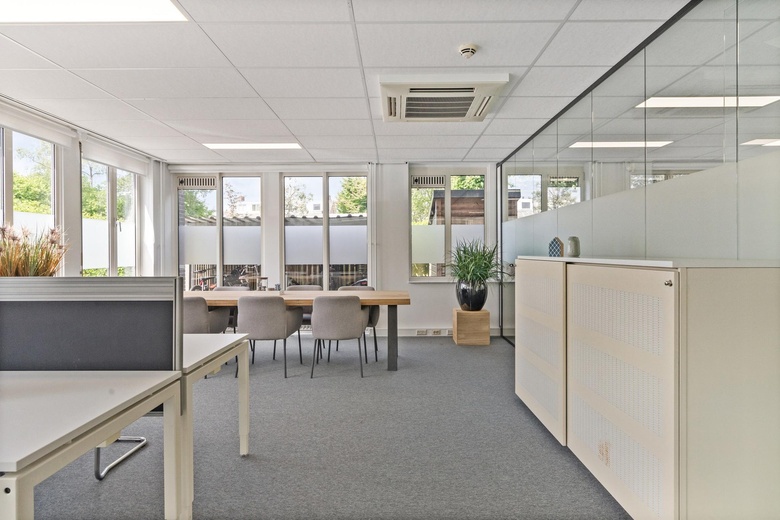 KantoorruimteaanBosscheweg 42<br/> inBerkel-Enschot KantoorruimteaanBosscheweg 42<br/> inBerkel-Enschot