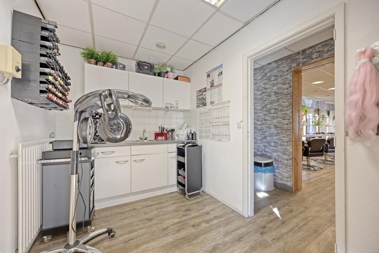 Winkelruimte Halsteren - Dorpsstraat 120 - Foto 11