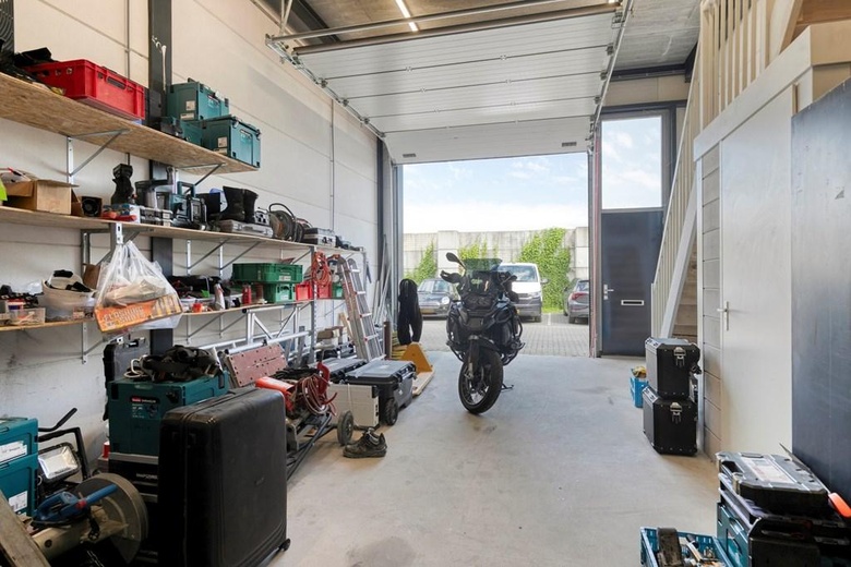 BedrijfsruimteaanKreekweg 8 C<br/> inVlaardingen BedrijfsruimteaanKreekweg 8 C<br/> inVlaardingen