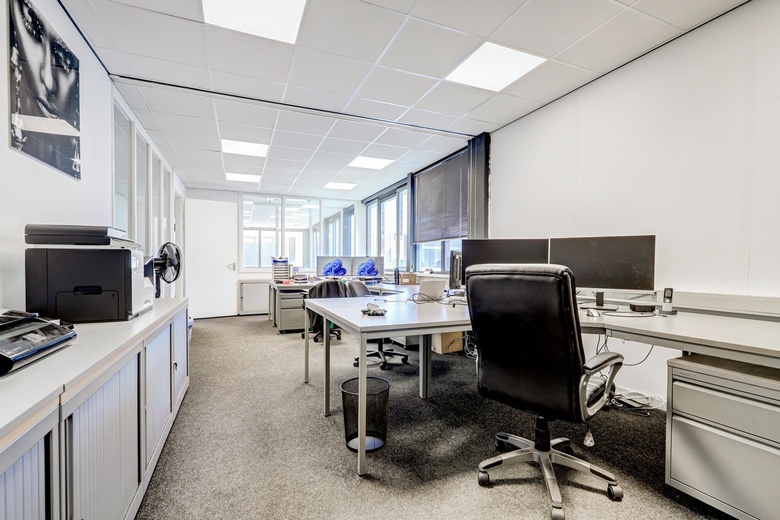 BedrijfsruimteaanWestbaan 275<br/> inMoordrecht BedrijfsruimteaanWestbaan 275<br/> inMoordrecht