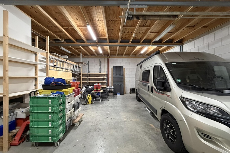 BedrijfsruimteaanNijverheidstraat 24 a<br/> inEdam