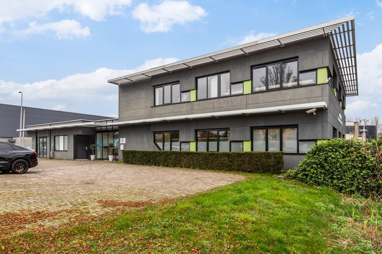 BedrijfsruimteaanEssebaan 1<br/> inCapelle aan den IJssel BedrijfsruimteaanEssebaan 1<br/> inCapelle aan den IJssel