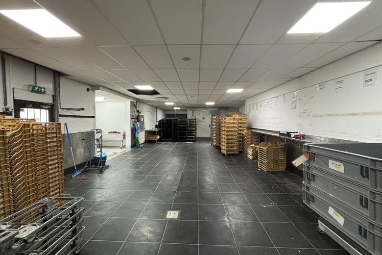 BedrijfsruimteaanMarconistraat 18<br/> inAlkmaar