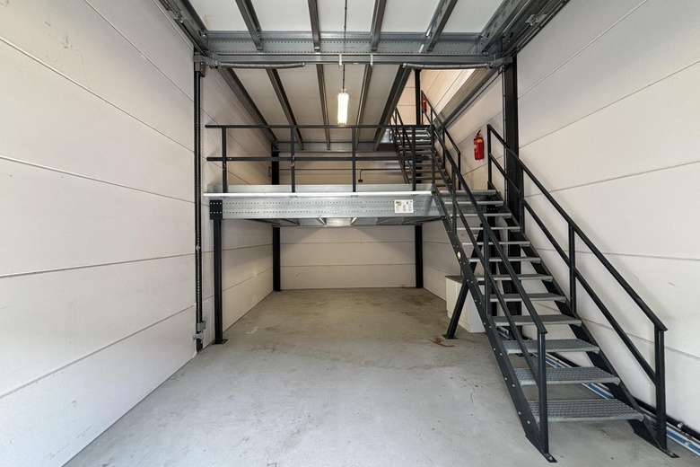 BedrijfsruimteaanAalsmeerderweg 47 B 01F<br/> inAalsmeer BedrijfsruimteaanAalsmeerderweg 47 B 01F<br/> inAalsmeer