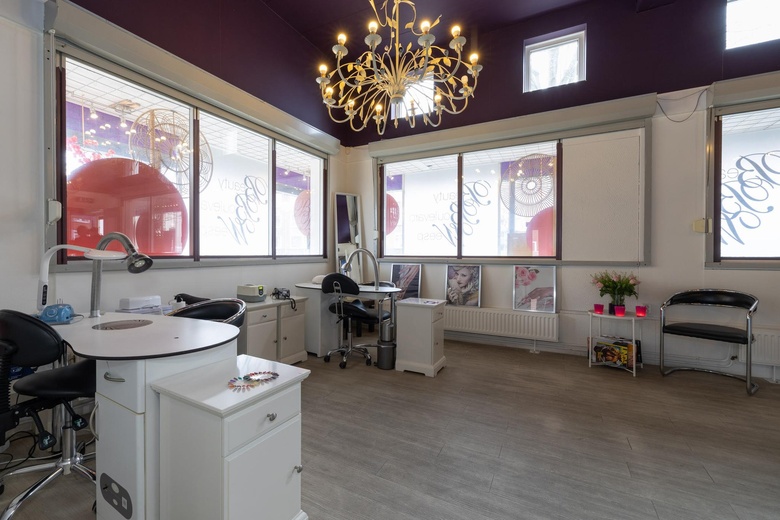 WinkelruimteaanJan Tooropstraat 13<br/> inWeesp WinkelruimteaanJan Tooropstraat 13<br/> inWeesp