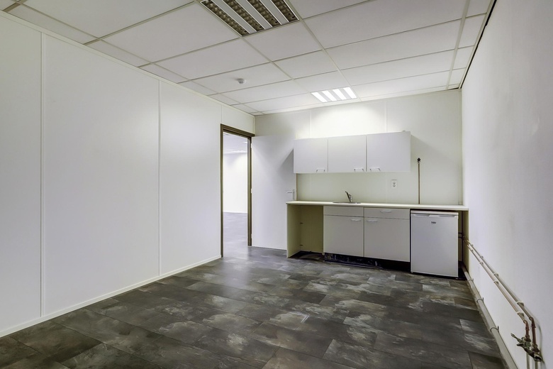 KantoorruimteaanToekanweg 2<br/> inSchiphol KantoorruimteaanToekanweg 2<br/> inSchiphol