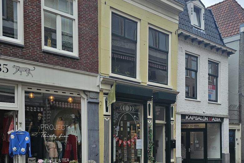 WinkelruimteaanGierstraat 37<br/> inHaarlem