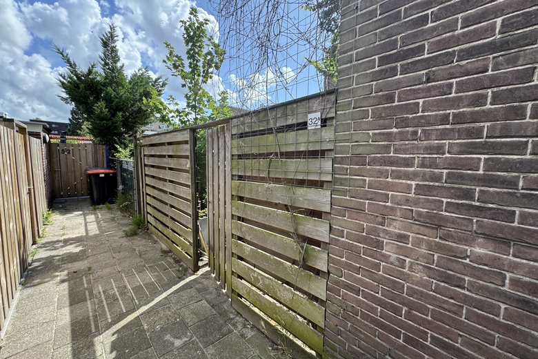 BedrijfsruimteaanRosmolenstraat 32 A<br/> inZaandam