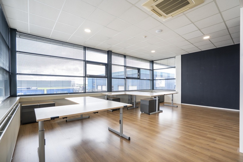 KantoorruimteaanAzewijnseweg 6<br/> inVuren