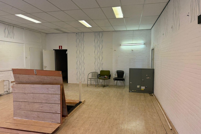 WinkelruimteaanVeldkampstraat 1<br/> inEnschede WinkelruimteaanVeldkampstraat 1<br/> inEnschede