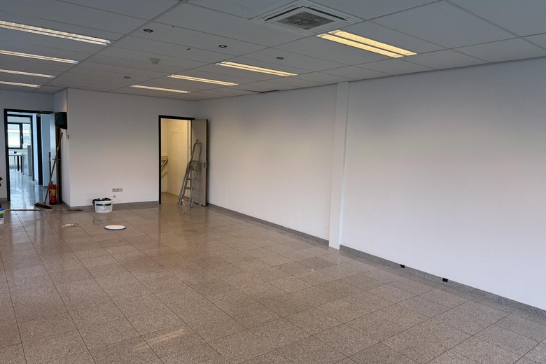 KantoorruimteaanKoperweg 11<br/> inAlphen aan den Rijn