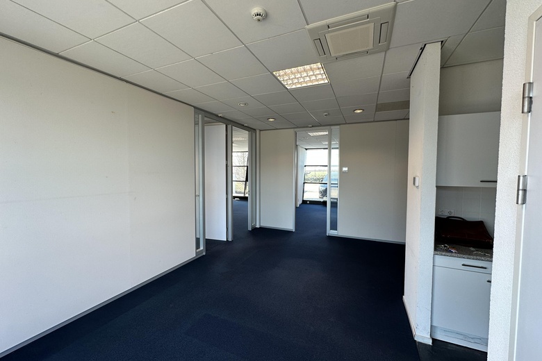 KantoorruimteaanEmoeweg 5<br/> inLelystad KantoorruimteaanEmoeweg 5<br/> inLelystad