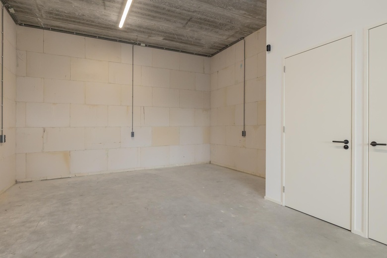 BedrijfsruimteaanWasbeekerlaan 44<br/> inSassenheim