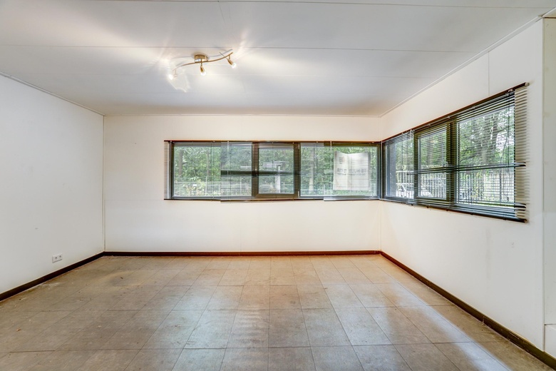 BedrijfsruimteaanOosterstraat 325 - 329<br/> inEnschede