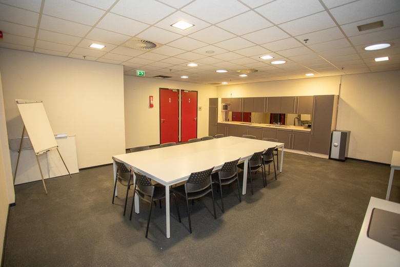 BedrijfsruimteaanKruiwiel 11<br/> inHardenberg