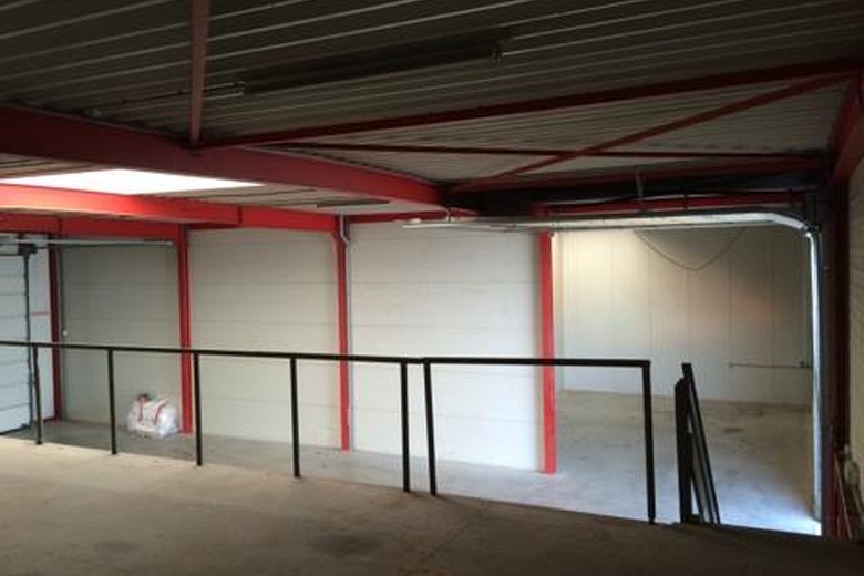 BedrijfsruimteaanBreinderveldweg 17 B<br/> inSchinnen