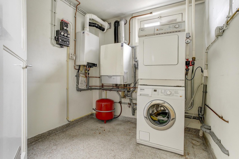 WinkelruimteaanWaterstraat 54<br/> inTiel WinkelruimteaanWaterstraat 54<br/> inTiel