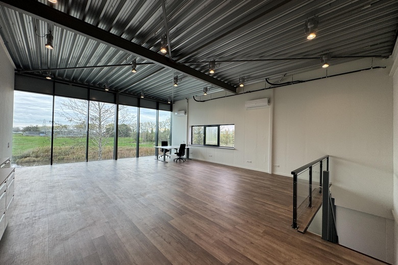 BedrijfsruimteaanConradsweg 26<br/> inZwartsluis