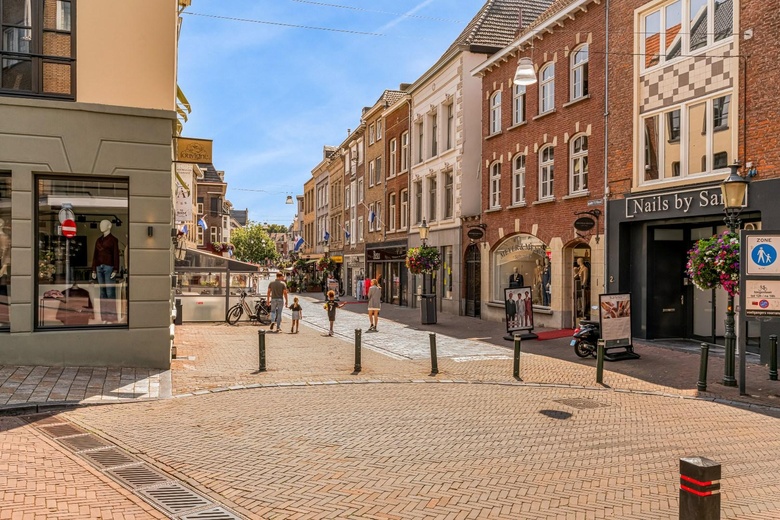 WinkelruimteaanMarkt 9<br/> inRoermond