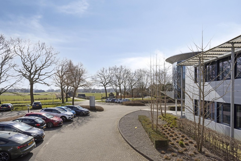 BedrijfsruimteaanGrotestraat 12<br/> inHeesbeen BedrijfsruimteaanGrotestraat 12<br/> inHeesbeen