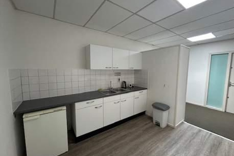 KantoorruimteaanIndustrieweg 14<br/> inZoetermeer KantoorruimteaanIndustrieweg 14<br/> inZoetermeer