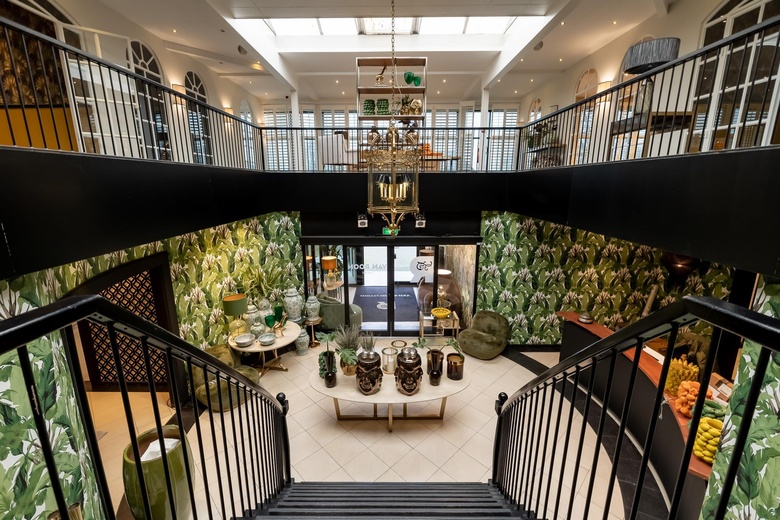 BedrijfsruimteaanWeerlaan 1<br/> inHillegom