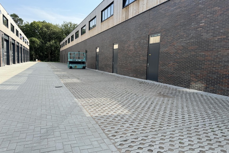 BedrijfsruimteaanAmersfoortsestraat 76 07<br/> inSoesterberg